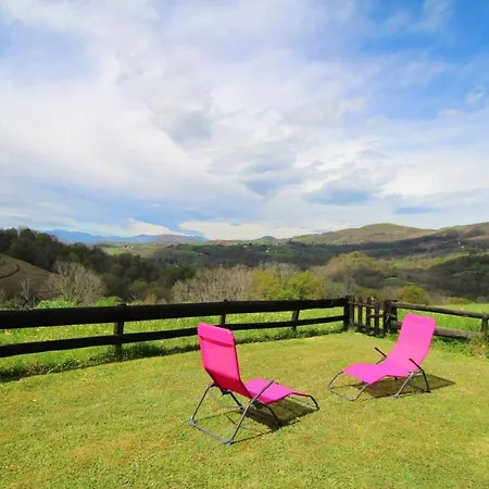 Holiday home Atchouetos Aramits