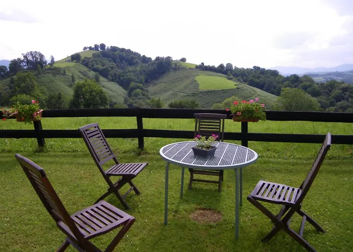 Atchouetos Feriehus Aramits